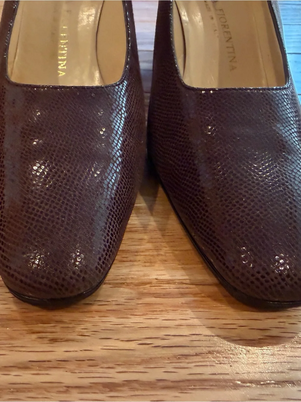 Silvia Fiorentina Brown Lizard-Embossed Leather Pumps #shoes  #Italian #leather